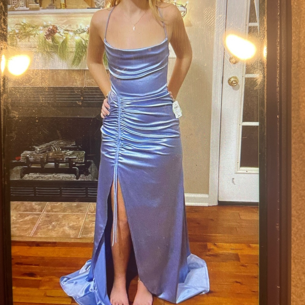 Beautiful corset dress . Never worn!!! Paid 85$ and still had the tags !